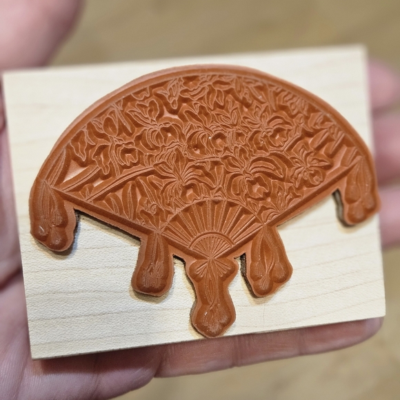 Brushed basket rubber stamp - Picture 3 of 5